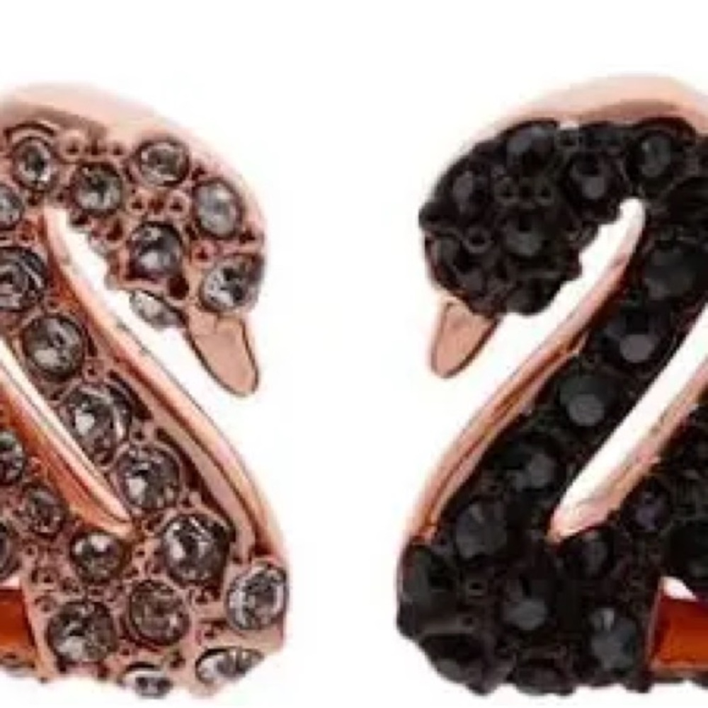 SWAROVSKI FACET SWAN BANGLE - Picture 2 of 7